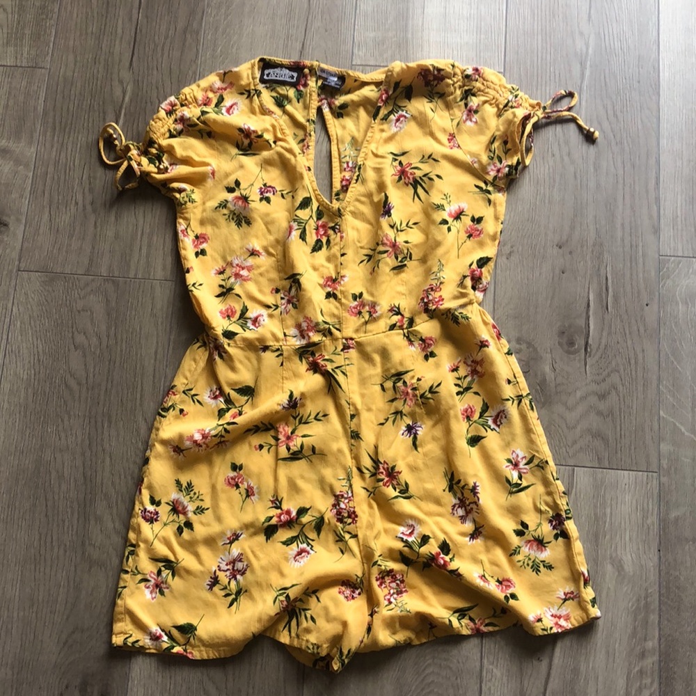Angie women’s yellow romper